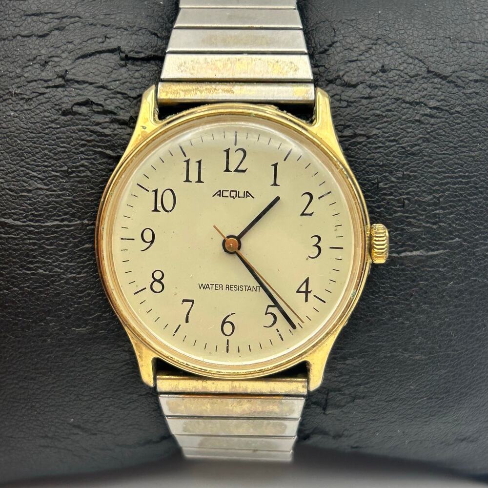 Vintage Acqua by Timex Mechanical Goldtone Water Resistant Expansion Band Watch